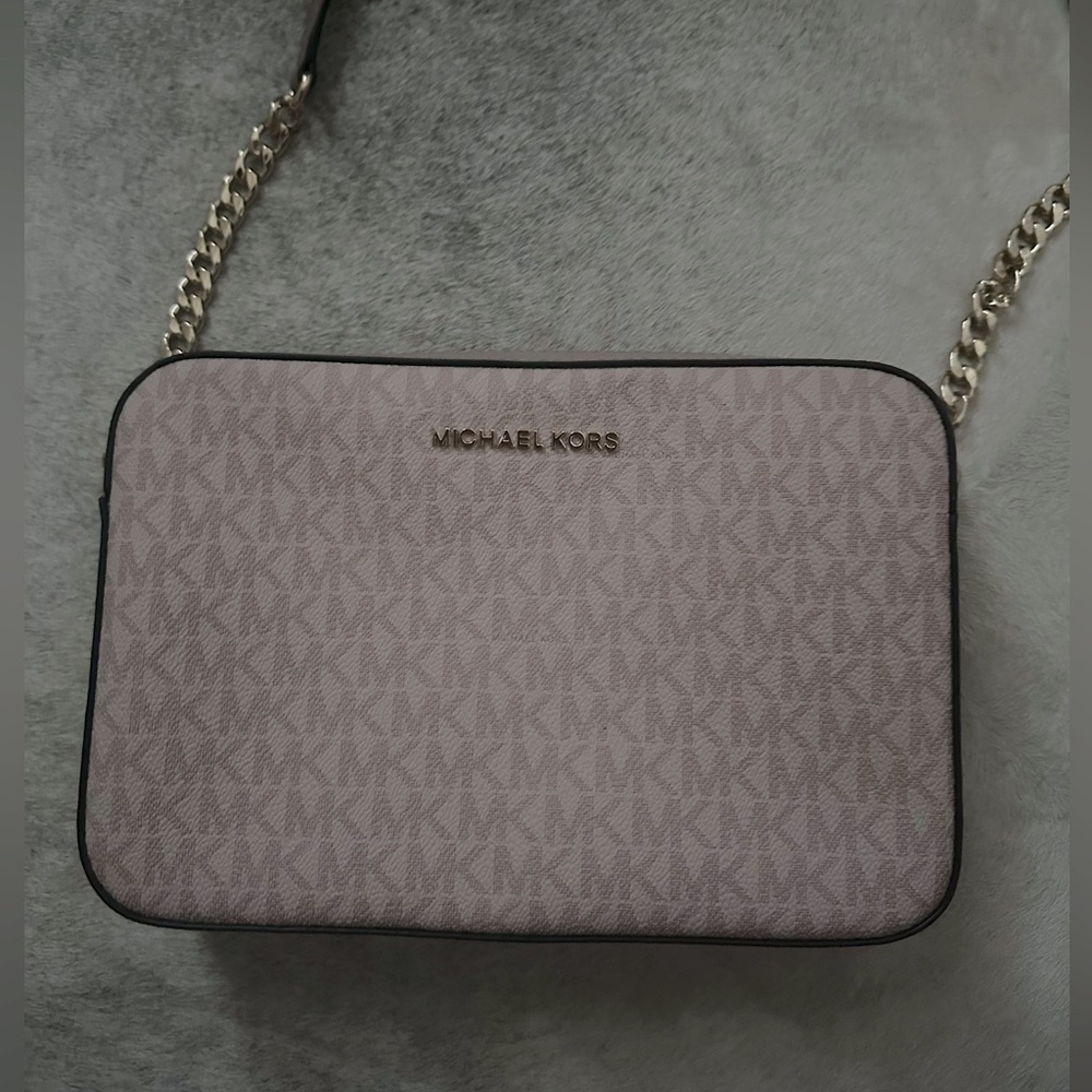 Light Pink Michael Kors Crossbody